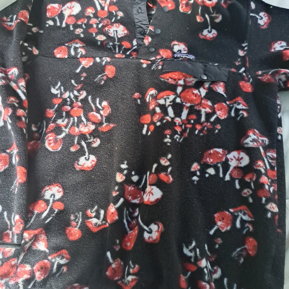 Patagonia Black and Red Mushroom Pattern Sweater